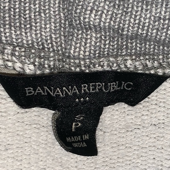 Banana 🍌 Republic CowlNeck Pullover Sweater - Picture 9 of 11